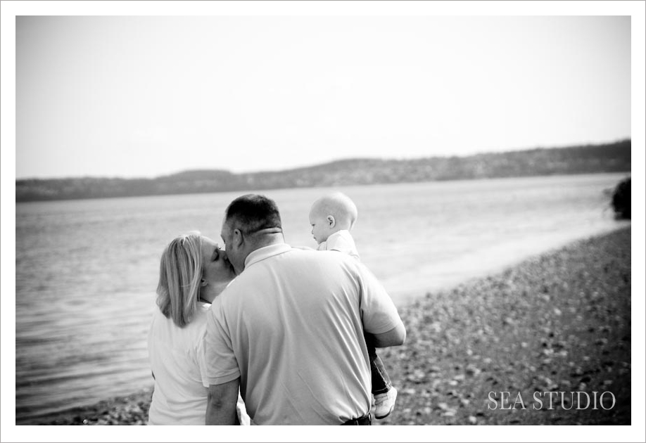 Seattle Wedding and Portrait Photographers - Sea Studio