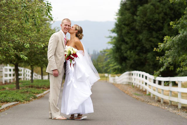 Seattle Wedding and Portrait Photographers - Sea Studio