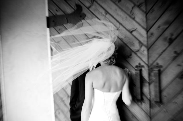 Seattle Wedding and Portrait Photographers - Sea Studio
